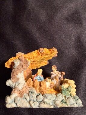 Vintage 1997 Hand-Painted Nativity Scene Sculpture 3D